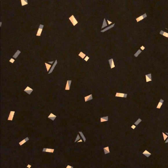 Flutter Sleeve Blouse - Picture 2 of 4